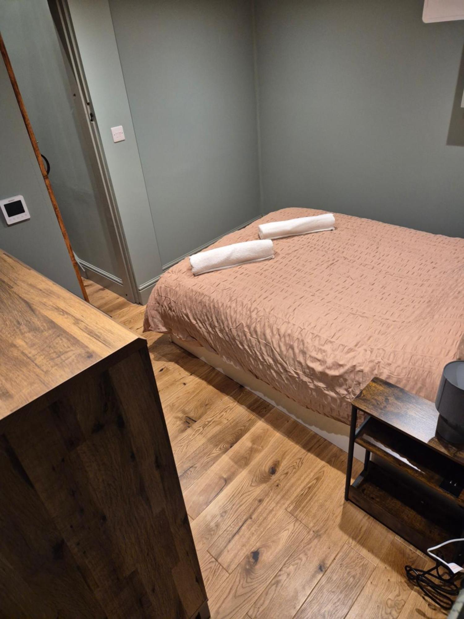 Charming 1 Bed Peak District Barn Conversion Foolow Eksteriør bilde